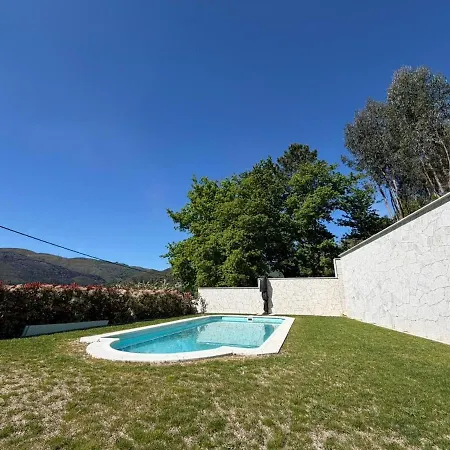 Lichthaus - Geres Vila Cela (Vila Verde, Braga)